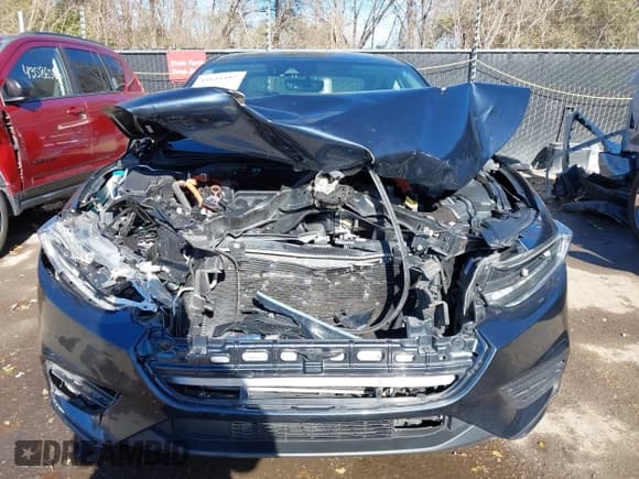 ✅ 2022 Honda Insight Touring • VIN: 19XZE4F95NE004016 • Lot: 43641102. Listed on IAAI with 50,901 mi. Free auction sales archive from the USA and detailed vehicle history report at DreamBid. Image 12.