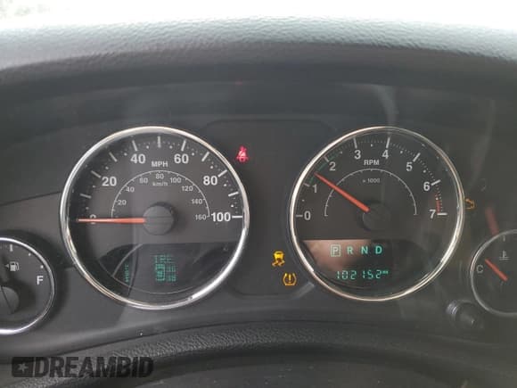 ✅ 2016 Jeep Wrangler Unlimited Sahara • VIN: 1C4BJWEG3GL339410 • Lot: 90688005. Listed on Copart with 102,152 mi. Free auction sales archive from the USA and detailed vehicle history report at DreamBid. Image 9.