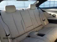 ✅ 2015 BMW 4 Series 435i xDrive • VIN: WBA3R5C54FK372328 • Лот: 92650915. Опубликован ранее на Copart с пробегом 111 025 миль. Бесплатный доступ к архиву аукционных продаж из США и подробный отчёт об истории автомобиля на DreamBid. Изображение 10.