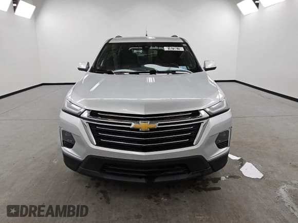✅ 2022 Chevrolet Traverse LT Cloth • VIN: 1GNEVMKW7NJ170185 • Lot: 81675575. Wystawiony na Copart z przebiegiem 376 364 mil. Bezpłatny archiwum sprzedaży aukcyjnych z USA i szczegółowy raport historii pojazdu na DreamBid. Zdjęcie 5.