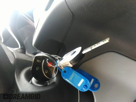 ✅ 2019 Ford Transit • VIN: 1FTYR1CM5KKA70355 • Lot: 41923944. Listed on IAAI with 158,426 mi. Free auction sales archive from the USA and detailed vehicle history report at DreamBid. Image 11.