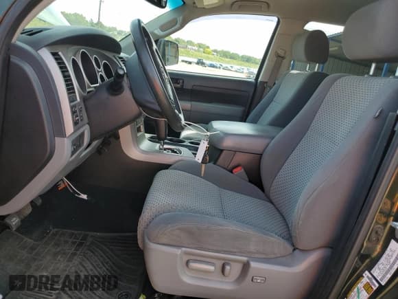 ✅ 2013 Toyota Tundra • VIN: 5TFDW5F12DX282717 • Lot: 81341615. Listed on Copart with 149,485 mi. Free auction sales archive from the USA and detailed vehicle history report at DreamBid. Image 7.