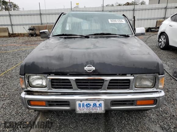 ✅ 1993 Nissan Frontier • VIN: 1N6SD11S1PC422206 • Lot: 80961204. Listed on Copart with 261,085 mi. Free auction sales archive from the USA and detailed vehicle history report at DreamBid. Image 5.