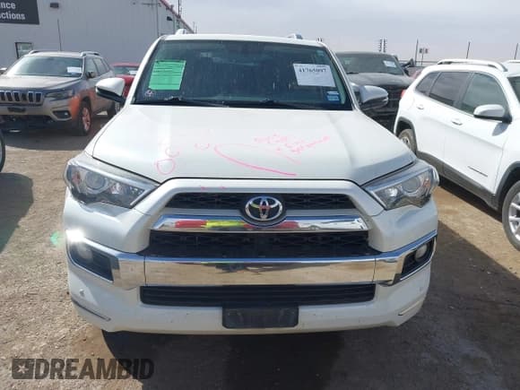 ✅ 2019 Toyota 4Runner SR5 • VIN: JTEBU5JR6K5613846 • Lot: 41765097. Listed on IAAI with 185,937 mi. Free auction sales archive from the USA and detailed vehicle history report at DreamBid. Image 13.