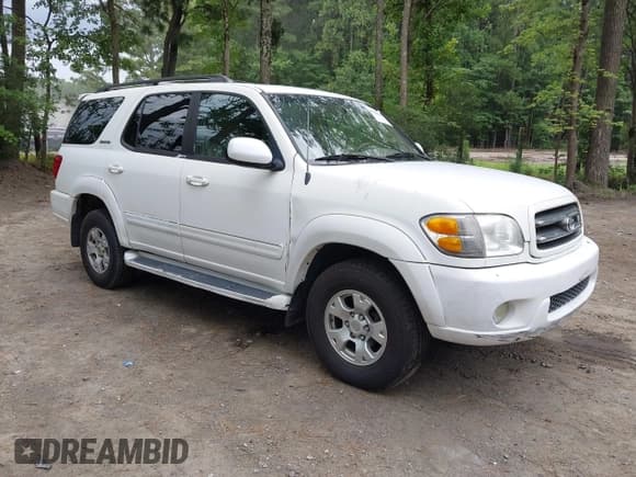 ✅ 2001 Toyota Sequoia Limited • VIN: 5TDBT48AX1S051993 • Лот: 42946018. Опубликован ранее на IAAI с пробегом 300 907 миль. Бесплатный доступ к архиву аукционных продаж из США и подробный отчёт об истории автомобиля на DreamBid. Изображение 1.