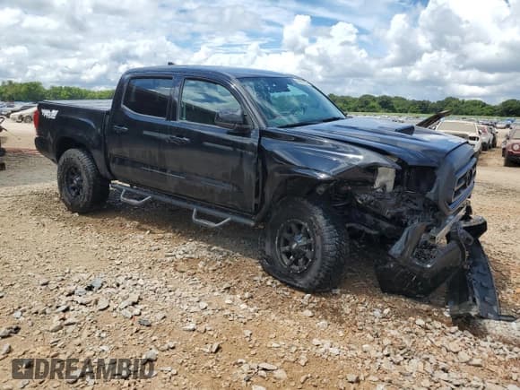 ✅ 2022 Toyota Tacoma SR • VIN: 3TMCZ5ANXNM481986 • Lot: 68493635. Wystawiony na Copart z przebiegiem 79 542 mil. Bezpłatny archiwum sprzedaży aukcyjnych z USA i szczegółowy raport historii pojazdu na DreamBid. Zdjęcie 4.