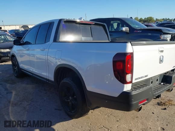 ✅ 2022 Honda Ridgeline Black Edition • VIN: 5FPYK3F88NB034232 • Lot: 43619502. Listed on IAAI with Not provided. Free auction sales archive from the USA and detailed vehicle history report at DreamBid. Image 3.