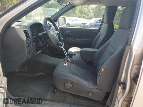 ✅ 2005 Chevrolet Colorado 1SC LS Z85 • VIN: 1GCDT136558208205 • Лот: 64368505. Опубликован ранее на Copart с пробегом 216 707 миль. Бесплатный доступ к архиву аукционных продаж из США и подробный отчёт об истории автомобиля на DreamBid. Изображение 7.