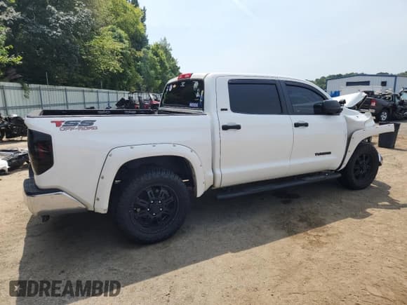 ✅ 2016 Toyota Tundra SR5 • VIN: 5TFEM5F1XGX101409 • Лот: 71789505. Опубликован ранее на Copart с пробегом 195 506 миль. Бесплатный доступ к архиву аукционных продаж из США и подробный отчёт об истории автомобиля на DreamBid. Изображение 3.