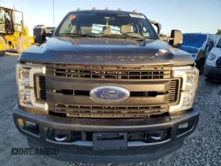 ✅ 2018 Ford F-250 XL • VIN: 1FT7W2B60JEB82121 • Lot: 87080005. Wystawiony na Copart z przebiegiem 143 646 mil. Bezpłatny archiwum sprzedaży aukcyjnych z USA i szczegółowy raport historii pojazdu na DreamBid. Zdjęcie 5.