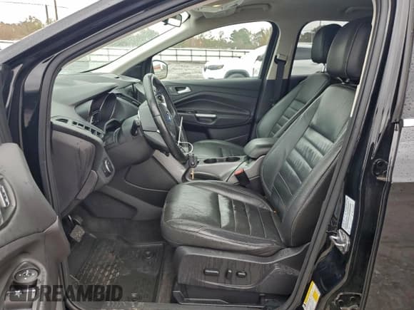 ✅ 2016 Ford Escape SE • VIN: 1FMCU0GX9GUB06174 • Lot: 93429345. Wystawiony na Copart z przebiegiem 83 092 mil. Bezpłatny archiwum sprzedaży aukcyjnych z USA i szczegółowy raport historii pojazdu na DreamBid. Zdjęcie 7.