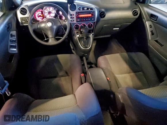 ✅ 2005 Toyota Matrix XR • VIN: 2T1KR32E35C439893 • Lot: 94797185. Wystawiony na Copart z przebiegiem 154 758 mil. Bezpłatny archiwum sprzedaży aukcyjnych z USA i szczegółowy raport historii pojazdu na DreamBid. Zdjęcie 8.