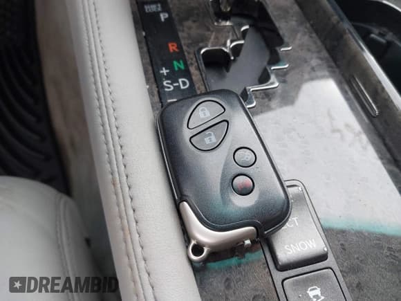 ✅ 2008 Lexus LS 460 • VIN: JTHBL46FX85057659 • Lot: 42205064. Listed on IAAI with 241,470 mi. Free auction sales archive from the USA and detailed vehicle history report at DreamBid. Image 11.