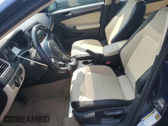 ✅ 2012 Volkswagen Jetta SEL • VIN: 3VWLP7AJ5CM385708 • Lot: 55207075. Listed on Copart with 179,981 mi. Free auction sales archive from the USA and detailed vehicle history report at DreamBid. Image 7.