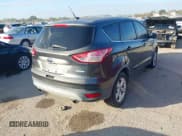 ✅ 2016 Ford Escape SE • VIN: 1FMCU0GX5GUA40335 • Лот: 43701804. Опубликован ранее на IAAI с пробегом 187 305 миль. Бесплатный доступ к архиву аукционных продаж из США и подробный отчёт об истории автомобиля на DreamBid. Изображение 4.