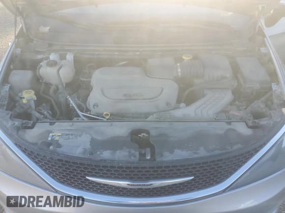 ✅ 2021 Chrysler Grand Caravan SXT • VIN: 2C4RC1ZG9MR580252 • Лот: 69001225. Опубликован ранее на Copart с пробегом 120 337 миль. Бесплатный доступ к архиву аукционных продаж из США и подробный отчёт об истории автомобиля на DreamBid. Изображение 12.