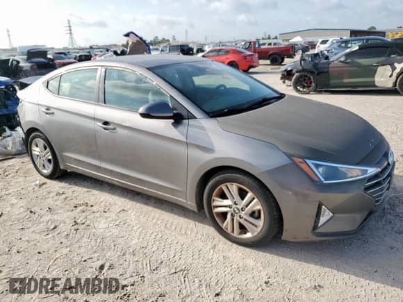 2020 Hyundai Elantra SEL z VIN 5NPD84LF8LH543055, wystawiony jako Copart lot #59873625 z przebiegiem 135 418 mil mil oraz Szkoda całkowita • Salvage title. Historia ofert i sprzedaży dostępna na DreamBid. Obrazek 4.