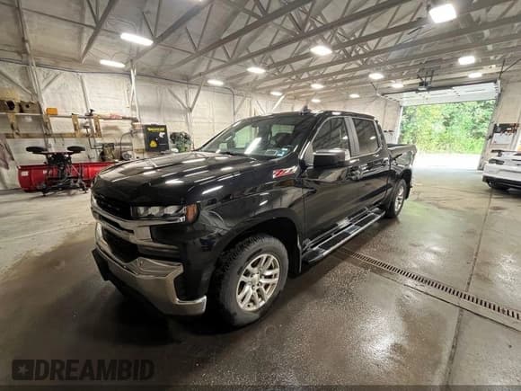 ✅ 2019 Chevrolet Silverado 1500 LT • VIN: 1GCUYDED5KZ107461 • Lot: 43249753. Wystawiony na IAAI z przebiegiem 149 327 mil. Bezpłatny archiwum sprzedaży aukcyjnych z USA i szczegółowy raport historii pojazdu na DreamBid. Zdjęcie 2.