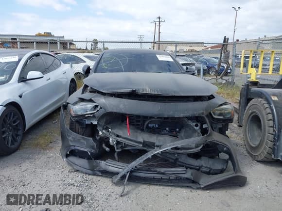 ✅ 2019 Mercedes-Benz AMG GT 53 • VIN: WDD7X6BB6KA007629 • Lot: 41782028. Listed on IAAI with 69,815 mi. Free auction sales archive from the USA and detailed vehicle history report at DreamBid. Image 13.
