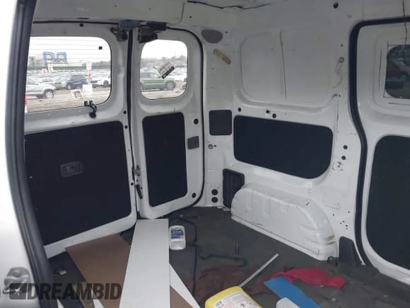 ✅ 2017 Chevrolet City Express Cargo LS • VIN: 3N63M0YN3HK695187 • Лот: 43871281. Опубликован ранее на IAAI с пробегом 102 037 миль. Бесплатный доступ к архиву аукционных продаж из США и подробный отчёт об истории автомобиля на DreamBid. Изображение 8.