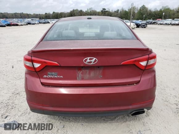 ✅ 2016 Hyundai Sonata SE • VIN: 5NPE24AF7GH305471 • Lot: 43132663. Listed on Copart with 217,869 mi. Free auction sales archive from the USA and detailed vehicle history report at DreamBid. Image 6.