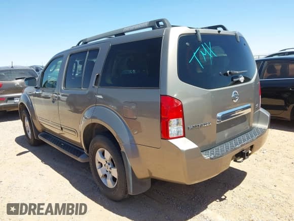 ✅ 2006 Nissan Pathfinder SE • VIN: 5N1AR18UX6C684856 • Lot: 42398266. Listed on IAAI with 203,140 mi. Free auction sales archive from the USA and detailed vehicle history report at DreamBid. Image 3.