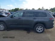 ✅ 2022 Jeep Grand Cherokee Limited • VIN: 1C4RJKBG8N8513421 • Лот: 43120065. Опубликован ранее на IAAI с пробегом 162 470 миль. Бесплатный доступ к архиву аукционных продаж из США и подробный отчёт об истории автомобиля на DreamBid. Изображение 14.