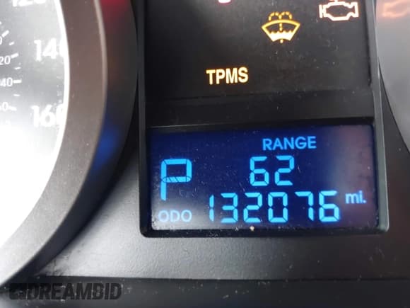 ✅ 2010 Hyundai Genesis Coupe • VIN: KMHHU6KH0AU017481 • Lot: 43252589. Wystawiony na IAAI z przebiegiem 132 076 mil. Bezpłatny archiwum sprzedaży aukcyjnych z USA i szczegółowy raport historii pojazdu na DreamBid. Zdjęcie 15.