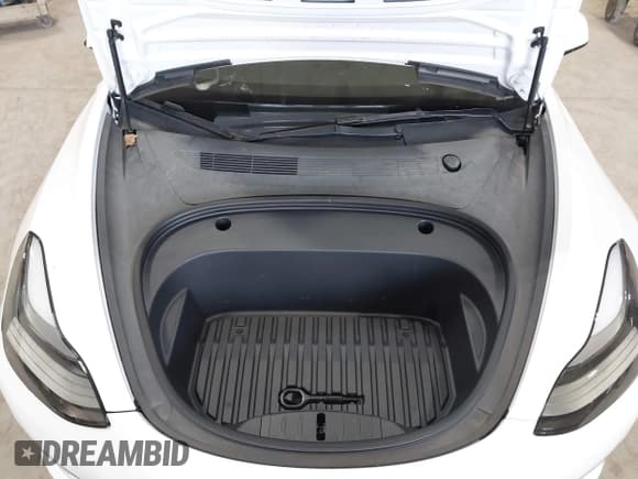 ✅ 2023 Tesla Model 3 • VIN: 5YJ3E1EA8PF501350 • Lot: 42500841. Listed on IAAI with 19,466 mi. Free auction sales archive from the USA and detailed vehicle history report at DreamBid. Image 10.