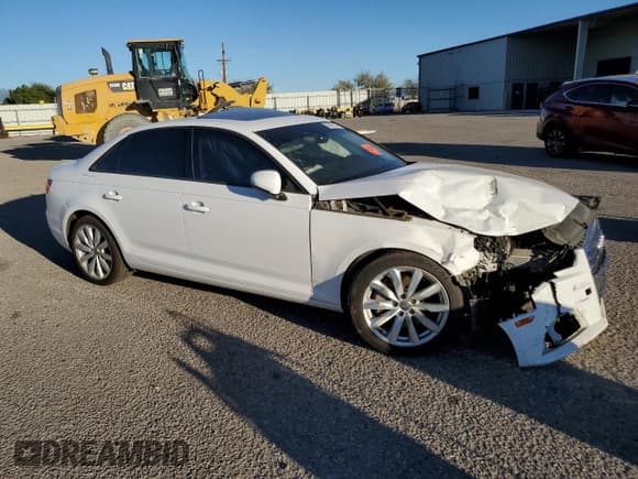 ✅ 2017 Audi A4 Premium • VIN: WAUGNAF43HN020786 • Lot: 85405265. Wystawiony na Copart z przebiegiem 92 583 mil. Bezpłatny archiwum sprzedaży aukcyjnych z USA i szczegółowy raport historii pojazdu na DreamBid. Zdjęcie 4.