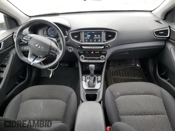 2017 Hyundai Ioniq SEL с VIN KMHC75LC9HU020971, выставлен на аукционе Copart как лот 48868594 с пробегом 127 352 миль миль и Списание • Salvage title. История ставок и продаж доступна на DreamBid. Изображение 8.