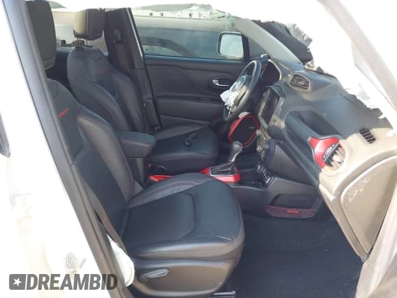 ✅ 2021 Jeep Renegade Trailhawk • VIN: ZACNJDC10MPM71187 • Lot: 42577144. Listed on IAAI with 54,556 mi. Free auction sales archive from the USA and detailed vehicle history report at DreamBid. Image 5.