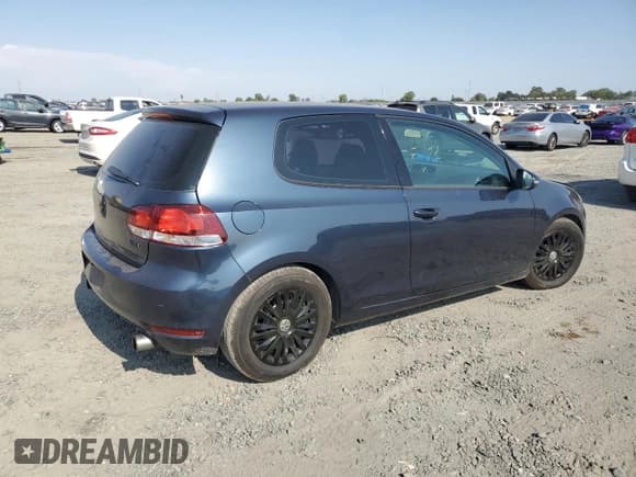 ✅ 2011 Volkswagen Golf • VIN: WVWAB7AJ7BW215681 • Lot: 59625345. Wystawiony na Copart z przebiegiem 137 163 mil. Bezpłatny archiwum sprzedaży aukcyjnych z USA i szczegółowy raport historii pojazdu na DreamBid. Zdjęcie 3.