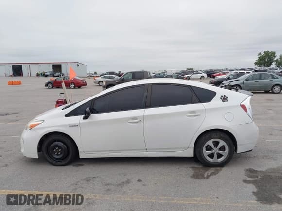 ✅ 2014 Toyota Prius Four • VIN: JTDKN3DU0E0391621 • Lot: 42774971. Wystawiony na IAAI z przebiegiem 117 663 mil. Bezpłatny archiwum sprzedaży aukcyjnych z USA i szczegółowy raport historii pojazdu na DreamBid. Zdjęcie 14.