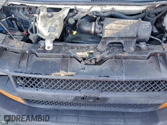 ✅ 2012 Chevrolet Express Cargo • VIN: 1GCSGAFX8C1105303 • Лот: 92651275. Опубликован ранее на Copart с пробегом 233 392 миль. Бесплатный доступ к архиву аукционных продаж из США и подробный отчёт об истории автомобиля на DreamBid. Изображение 12.