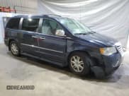 ✅ 2009 Chrysler Town & Country Limited • VIN: 2A8HR64X29R589728 • Lot: 61363735. Listed on Copart with 134,366 mi. Free auction sales archive from the USA and detailed vehicle history report at DreamBid. Image 4.