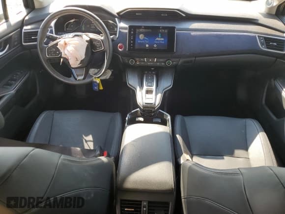 ✅ 2018 Honda Clarity Touring • VIN: JHMZC5F33JC008167 • Lot: 81676605. Listed on Copart with 28,534 mi. Free auction sales archive from the USA and detailed vehicle history report at DreamBid. Image 8.