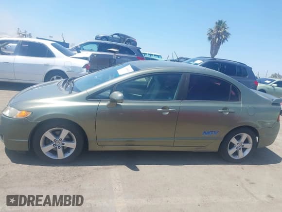 ✅ 2009 Honda Civic GX • VIN: 1HGFA465X9L000358 • Lot: 43065997. Listed on IAAI with 239,893 mi. Free auction sales archive from the USA and detailed vehicle history report at DreamBid. Image 14.