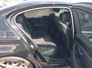 ✅ 2013 BMW 5 Series 528i • VIN: WBAXG5C56DD234119 • Lot: 43281695. Wystawiony na IAAI z przebiegiem 127 445 mil. Bezpłatny archiwum sprzedaży aukcyjnych z USA i szczegółowy raport historii pojazdu na DreamBid. Zdjęcie 8.