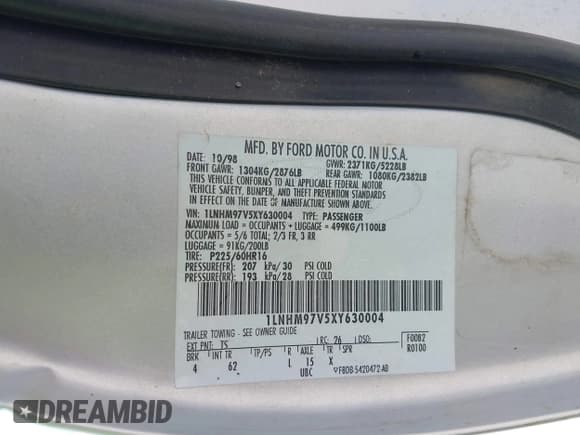 ✅ 1999 Lincoln Continental • VIN: 1LNHM97V5XY630004 • Лот: 42434619. Опубликован ранее на IAAI с пробегом 175 458 миль. Бесплатный доступ к архиву аукционных продаж из США и подробный отчёт об истории автомобиля на DreamBid. Изображение 9.