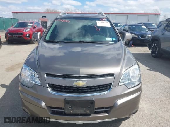 ✅ 2012 Chevrolet Captiva Sport LT • VIN: 3GNAL3E56CS616520 • Lot: 41998221. Wystawiony na IAAI z przebiegiem 113 756 mil. Bezpłatny archiwum sprzedaży aukcyjnych z USA i szczegółowy raport historii pojazdu na DreamBid. Zdjęcie 6.