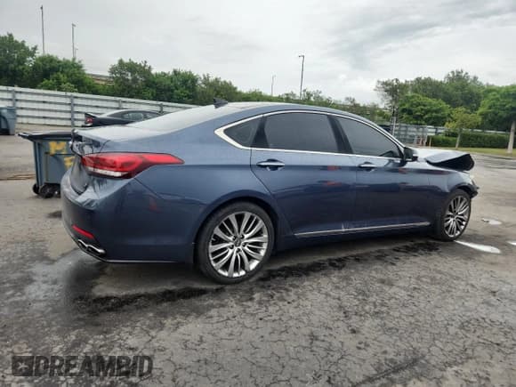 ✅ 2015 Hyundai Genesis 5.0L • VIN: KMHGN4JF6FU102619 • Lot: 62697555. Wystawiony na Copart z przebiegiem 89 465 mil. Bezpłatny archiwum sprzedaży aukcyjnych z USA i szczegółowy raport historii pojazdu na DreamBid. Zdjęcie 3.