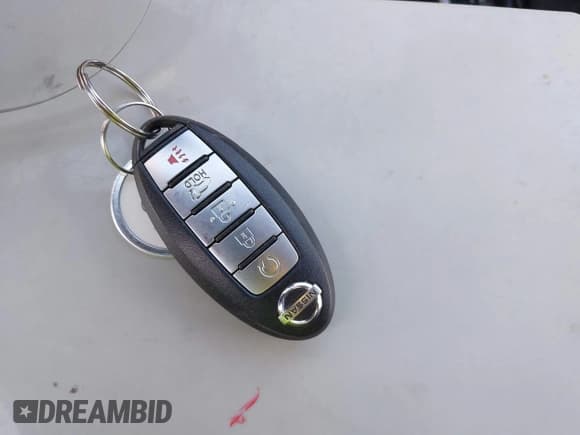 ✅ 2017 Nissan Rogue S • VIN: 5N1AT2MT0HC856092 • Lot: 41758664. Wystawiony na IAAI z przebiegiem 141 494 mil. Bezpłatny archiwum sprzedaży aukcyjnych z USA i szczegółowy raport historii pojazdu na DreamBid. Zdjęcie 11.