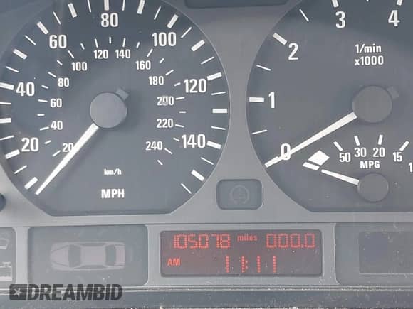 2000 BMW 3 Series 323i с VIN WBAAM3335YFP68157, выставлен на аукционе IAAI как лот 42029364 с пробегом 105 078 миль миль и . История ставок и продаж доступна на DreamBid. Изображение 15.