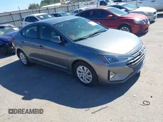 2019 Hyundai Elantra SE с VIN 5NPD74LF2KH419770, выставлен на аукционе IAAI как лот 43584318 с пробегом 127 673 миль миль и . История ставок и продаж доступна на DreamBid. Изображение 1.