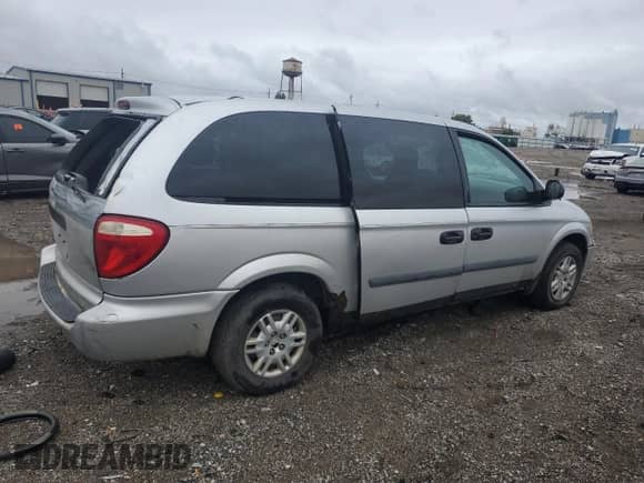 2006 Dodge Grand Caravan SE with VIN 1D4GP24R06B648310, listed as a Copart auction lot 85677155 with 163,572 mi miles and Salvage title. Bid and sale history available at DreamBid. Image 3.