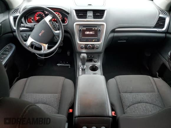 ✅ 2014 GMC Acadia SLE • VIN: 1GKKRNED9EJ204616 • Lot: 68720635. Wystawiony na Copart z przebiegiem 123 351 mil. Bezpłatny archiwum sprzedaży aukcyjnych z USA i szczegółowy raport historii pojazdu na DreamBid. Zdjęcie 8.