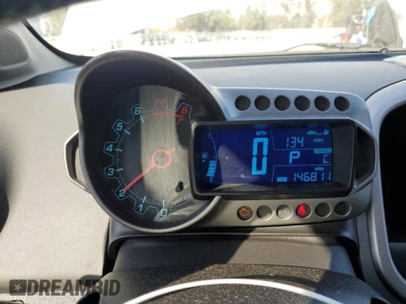 2014 Chevrolet Sonic LTZ с VIN 1G1JE5SG1E4128009, выставлен на аукционе Copart как лот 54007785 с пробегом 146 811 миль миль и Списание • Salvage title. История ставок и продаж доступна на DreamBid. Изображение 9.