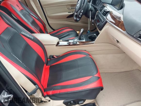 ✅ 2014 BMW 3 Series 328i xDrive • VIN: WBA3B5C56EP543957 • Лот: 43521423. Опубликован ранее на IAAI с пробегом 55 973 миль. Бесплатный доступ к архиву аукционных продаж из США и подробный отчёт об истории автомобиля на DreamBid. Изображение 5.