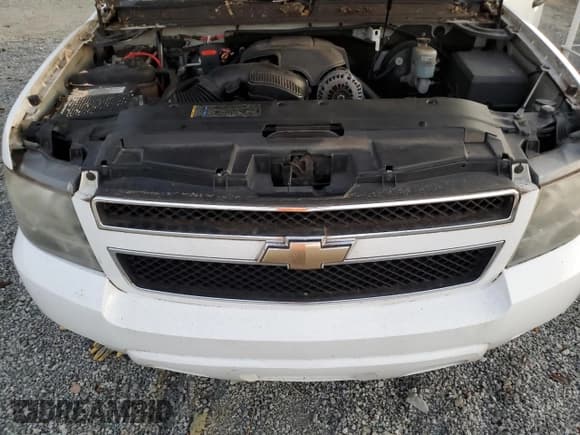 ✅ 2008 Chevrolet Suburban LTZ • VIN: 3GNFK163X8G287745 • Lot: 75315654. Wystawiony na Copart z przebiegiem Nie podano. Bezpłatny archiwum sprzedaży aukcyjnych z USA i szczegółowy raport historii pojazdu na DreamBid. Zdjęcie 12.